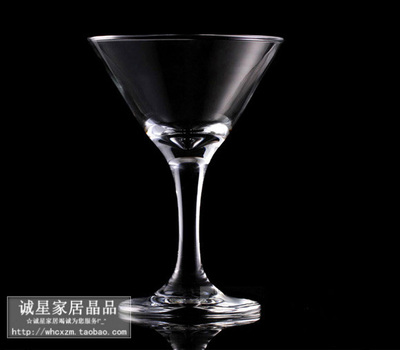 玻璃鸡尾酒杯 三角马天尼杯 花式酒杯 洋酒杯 进口高脚杯 玻璃杯