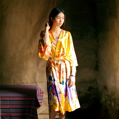 美女图仿真丝绸印花睡袍，宽松民族风日式开衫家居服