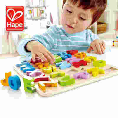 德国Hape立体数字字母拼图宝宝益智玩具 儿童早教拼板木制 2-3岁