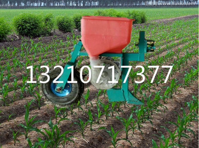 自产自销小型玉米精播机微耕机配套玉米穴播机单粒玉米播种机