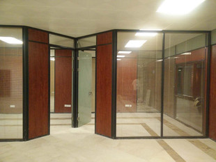 宇纳 办公高隔断隔墙屏风铝型材隔间 室内双玻带百叶高隔间可测量