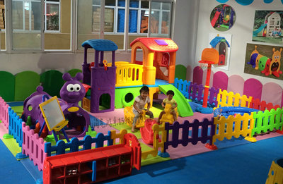 促销室内儿童游乐区肯德基滑梯4S店儿童区幼儿园儿童滑滑梯组合