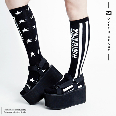 OUTERSPACE台湾官方正品 暗黑美國旗运动长袜 時尚潮流长款休闲袜