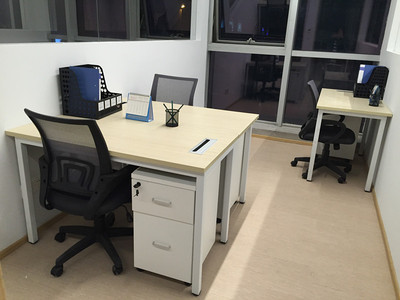 宇纳 办公家具电脑桌单人位职员卡座双人位简约现代钢木办公桌椅