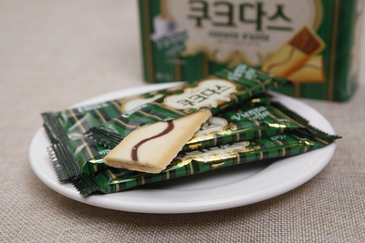 韩国进口零食 CROWN可拉奥威化饼干 可瑞安咖啡夹心蛋卷72g*5盒子