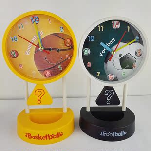 包邮 创意时尚运动风格篮球足球带摆时钟 座钟立钟 创意礼品钟