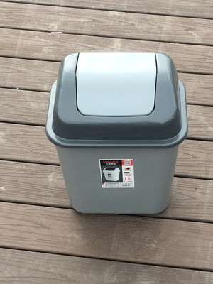 垃圾桶家用15L带盖创意垃圾筒客厅时尚加厚全新料塑料垃圾桶包邮