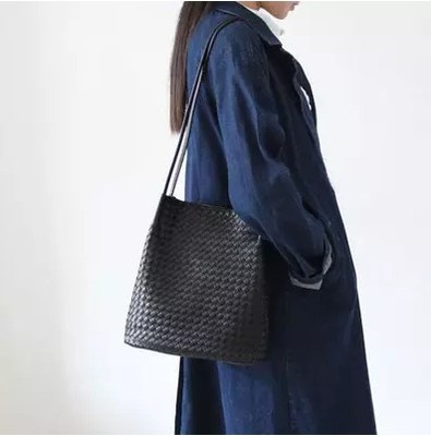 墨与西韩版编织女包购物袋时尚水桶包女士大包斜挎包简约单肩包潮