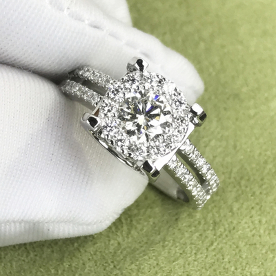 文欢珠宝 18K白金30分显大牛头钻石戒指群镶正品女士结婚订婚钻戒