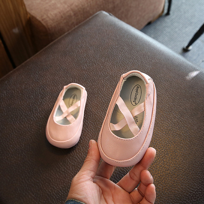 新款女童白色豆豆鞋纯色防滑宝宝鞋婴儿软底学步鞋公主鞋0-1-2岁